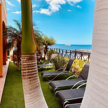 Los Cristianos Beach Front Sunset Villa Villa *